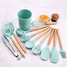 SET DE UTENSILIOS DE COCINA X 12 PIEZAS